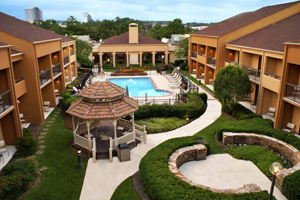 Courtyard Hoover