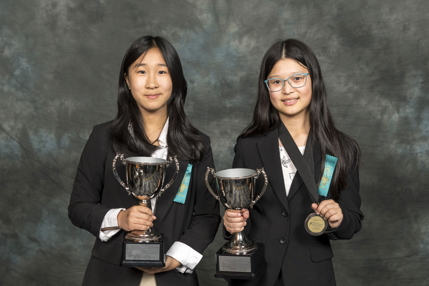 Alyssa Chen and Vivian Chen from Autrey Mill Middle School in Georgia<br />
Coached by Siobhan Connolly